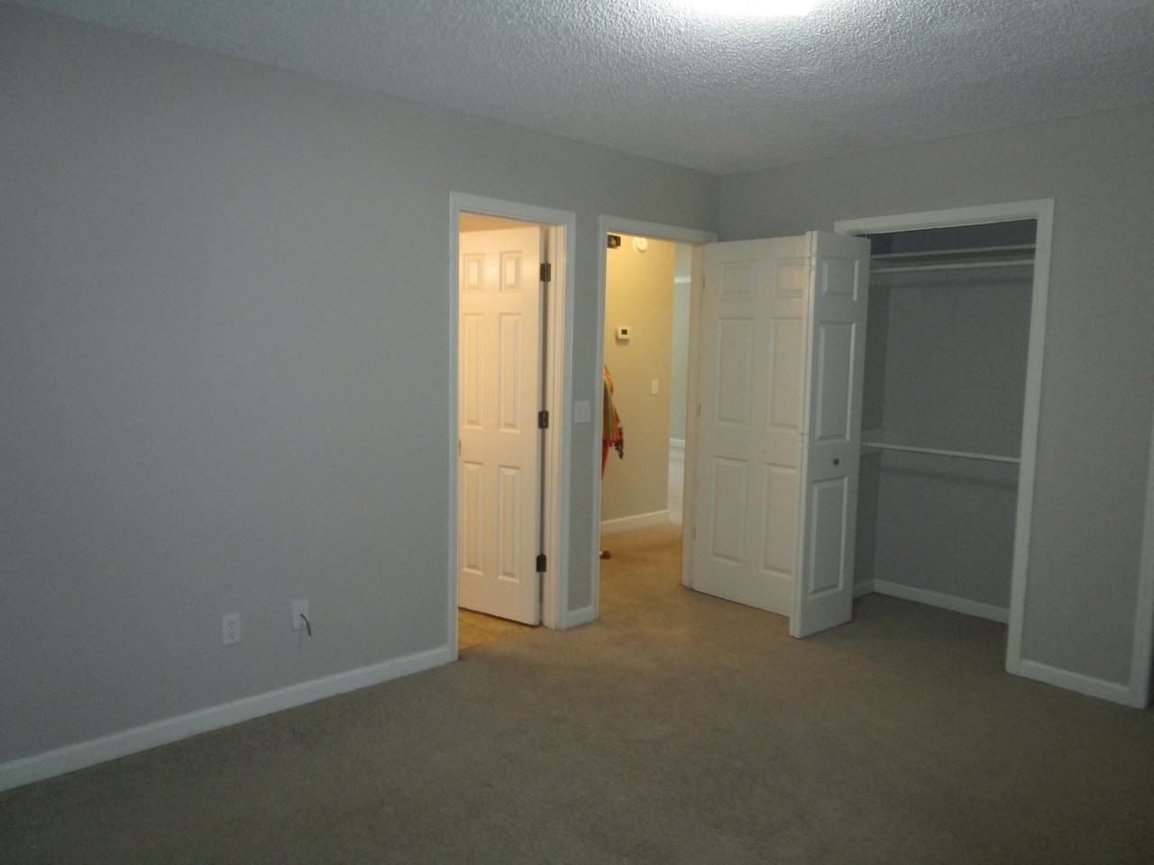 885 Grimble Ct - Photo 5 of 15