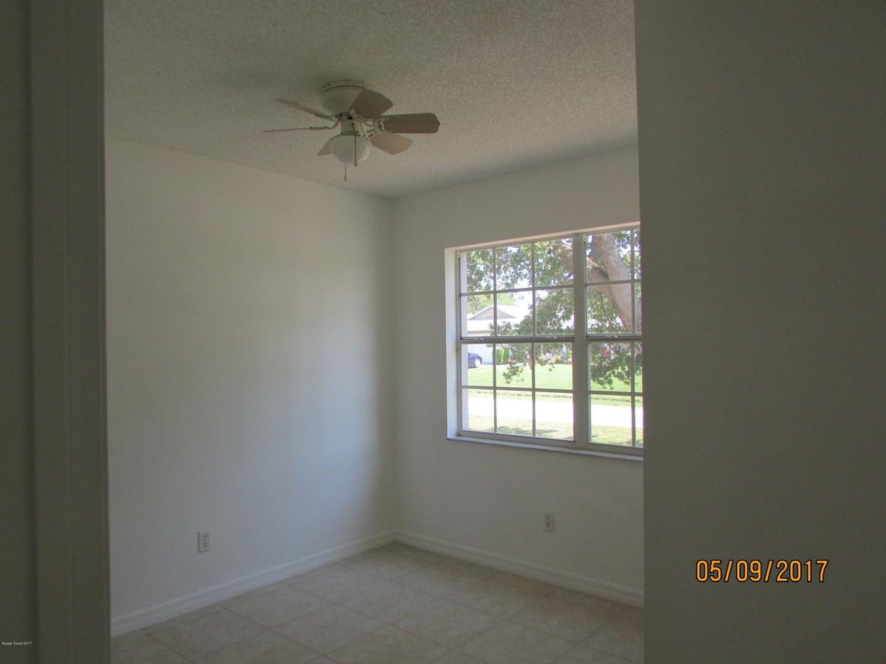 407 Delmonico St Ne - Photo 6 of 12