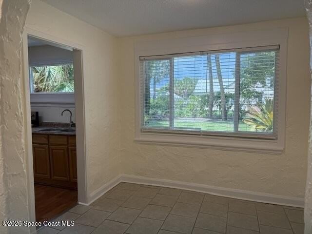 435 3rd Ave #A - Photo 7 of 35