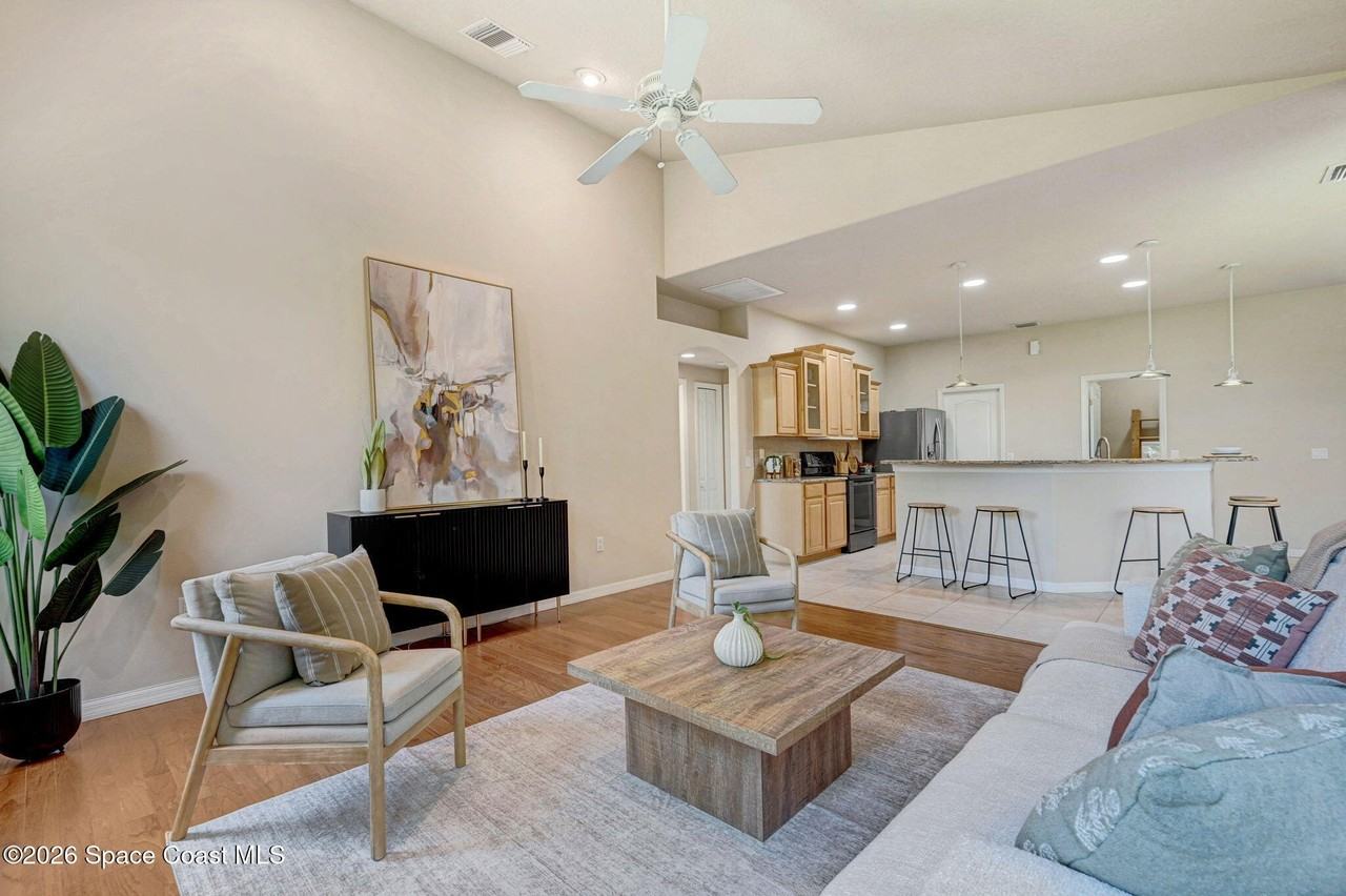 178 Cove Loop Drive - Photo 7 of 18