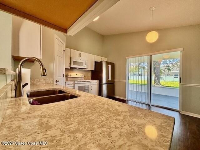1753 Cape Palos Dr - Photo 7 of 27