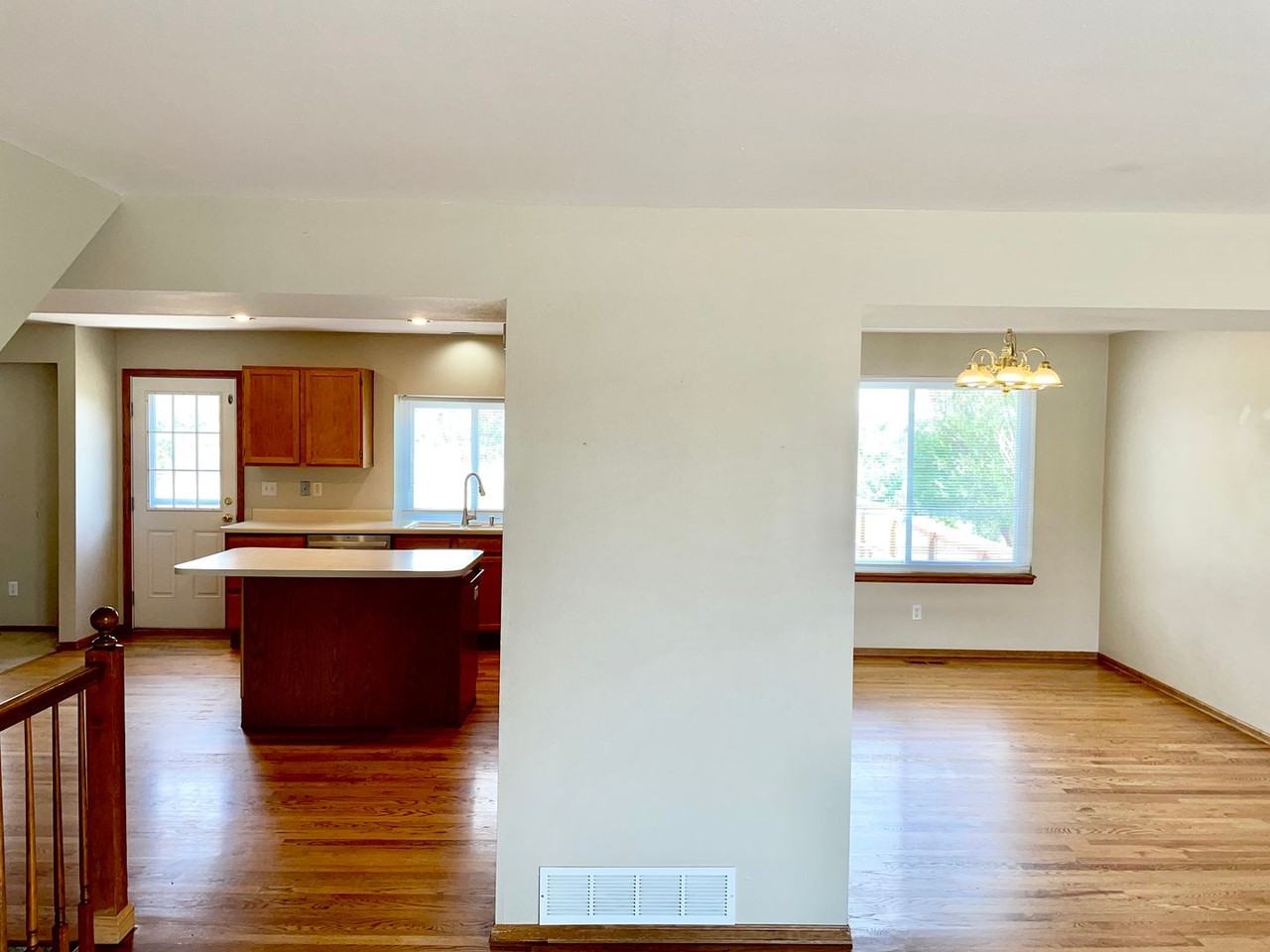 5255 Silo Rdg - Photo 3 of 30