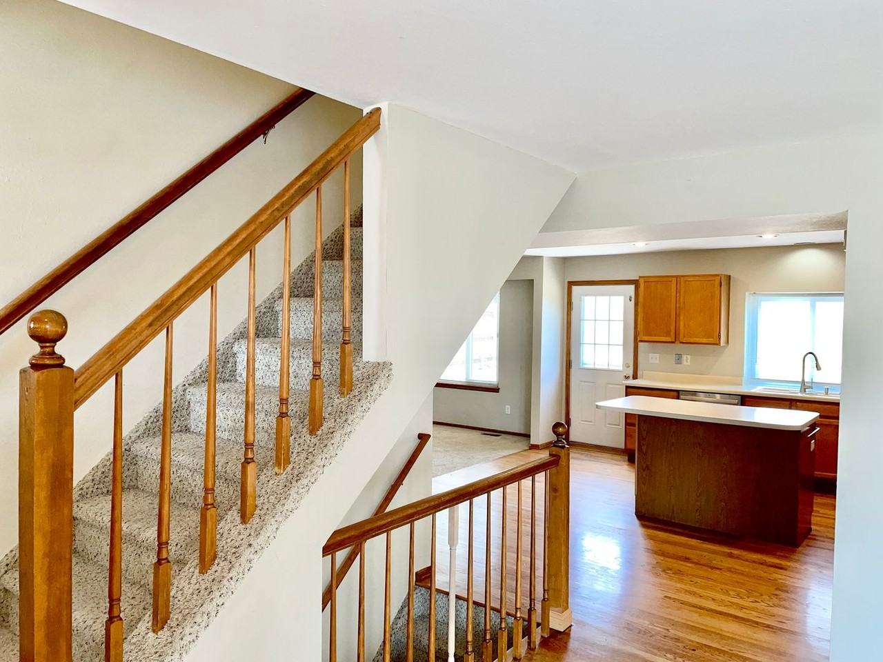 5255 Silo Rdg - Photo 4 of 30