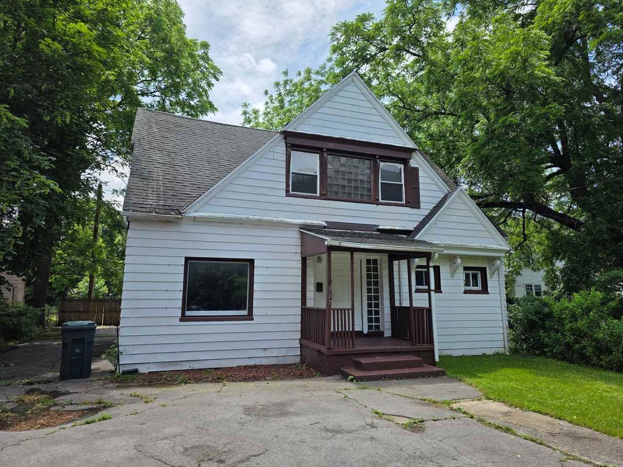 327 Glenwood Ave