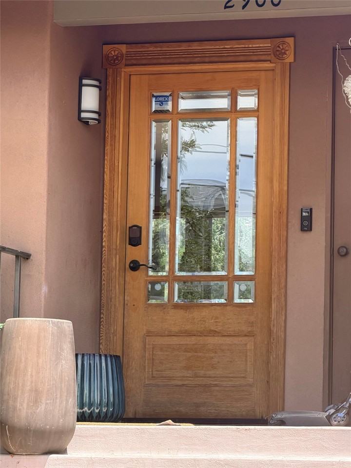 2900 Arizona Ave - Photo 2 of 17