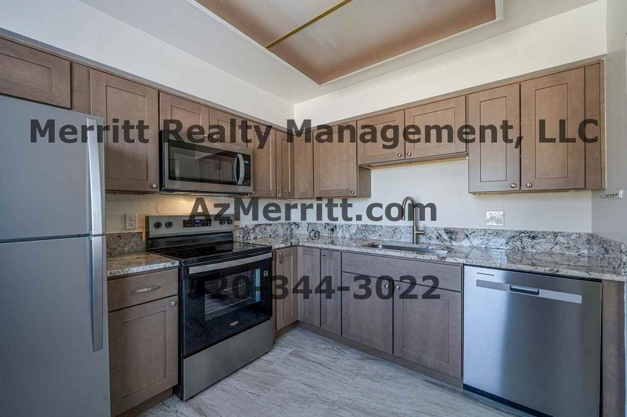 1337 E Fort Lowell Rd #E - Photo 7 of 27
