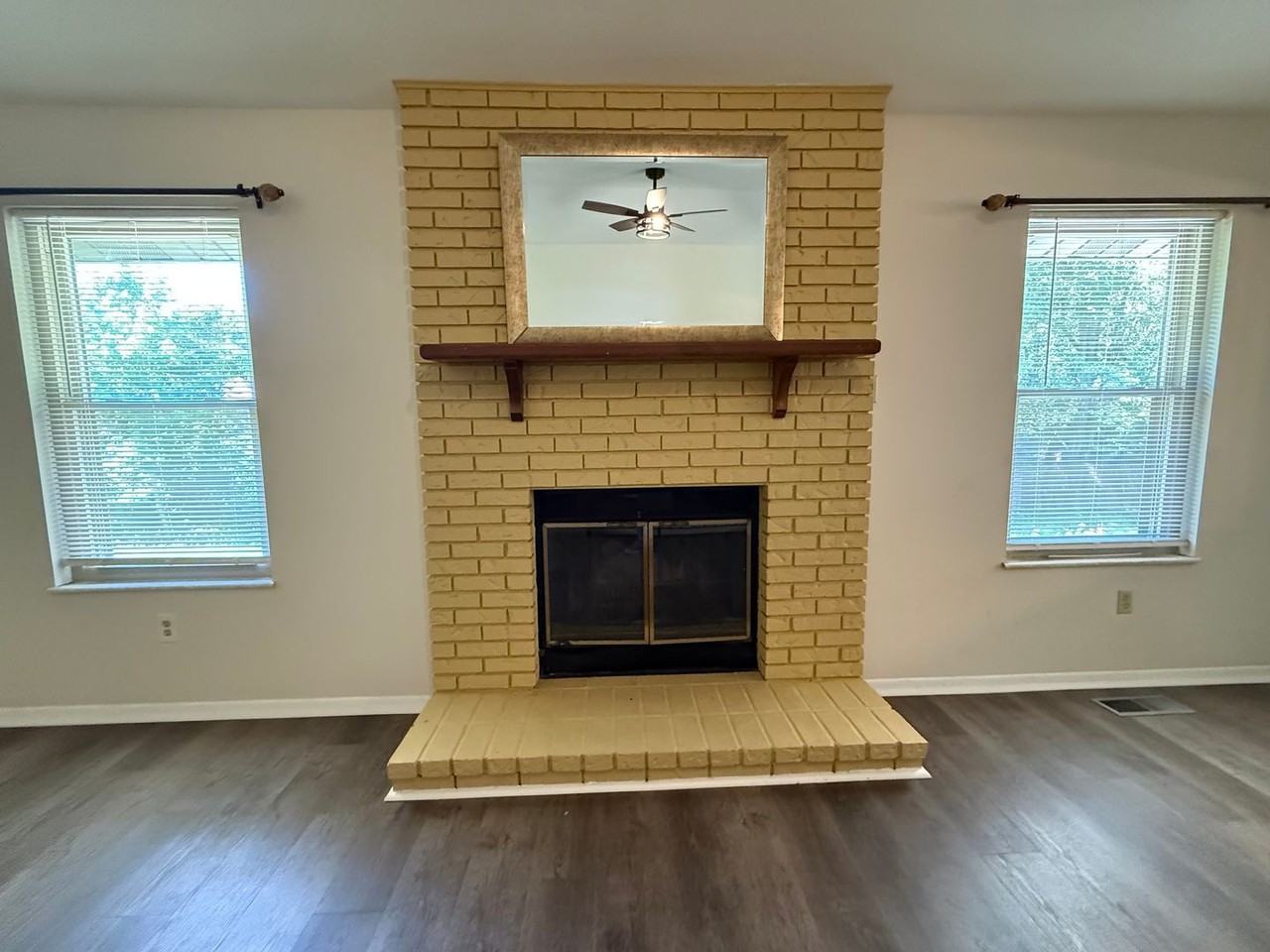 17 Hurstfield Ct - Photo 7 of 25
