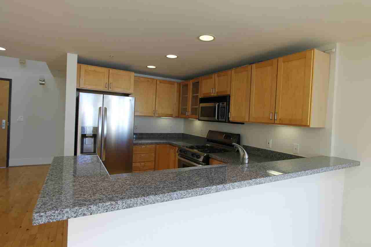 701 Minna St #12 - Photo 5 of 27