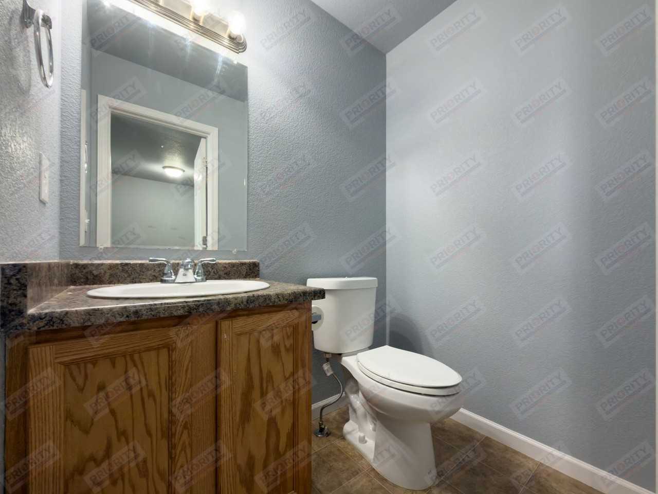 3604 Triton Ave - Photo 2 of 16