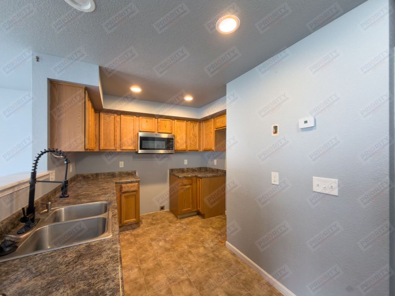 3604 Triton Ave - Photo 3 of 16