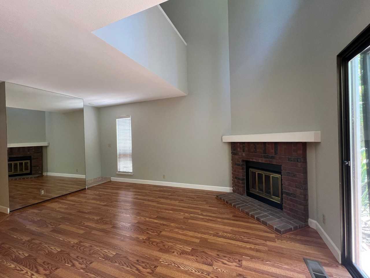 1201 W Parr Ave - Photo 5 of 14