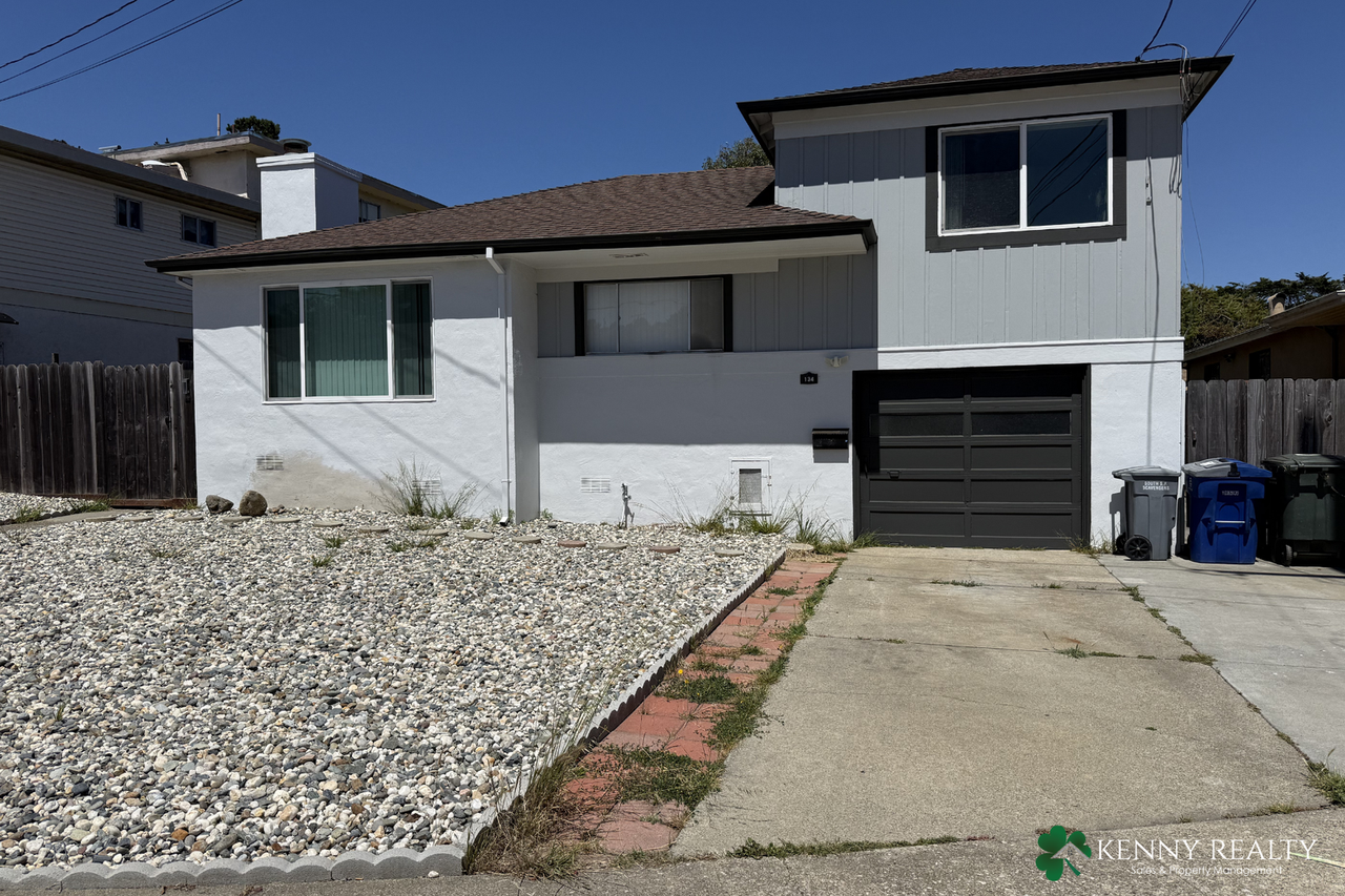 134 Hilton Ave