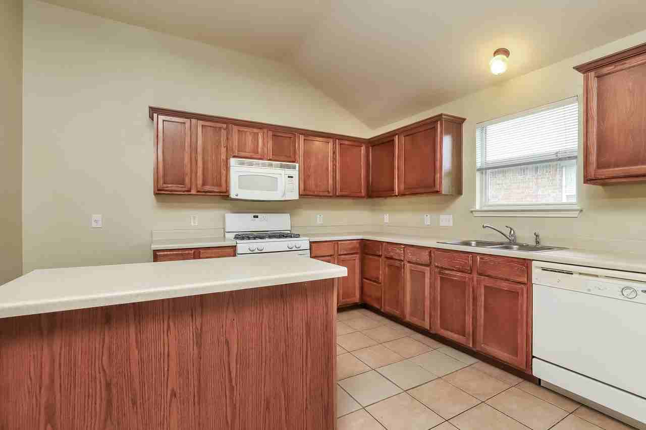 20521 Buteo St - Photo 6 of 16