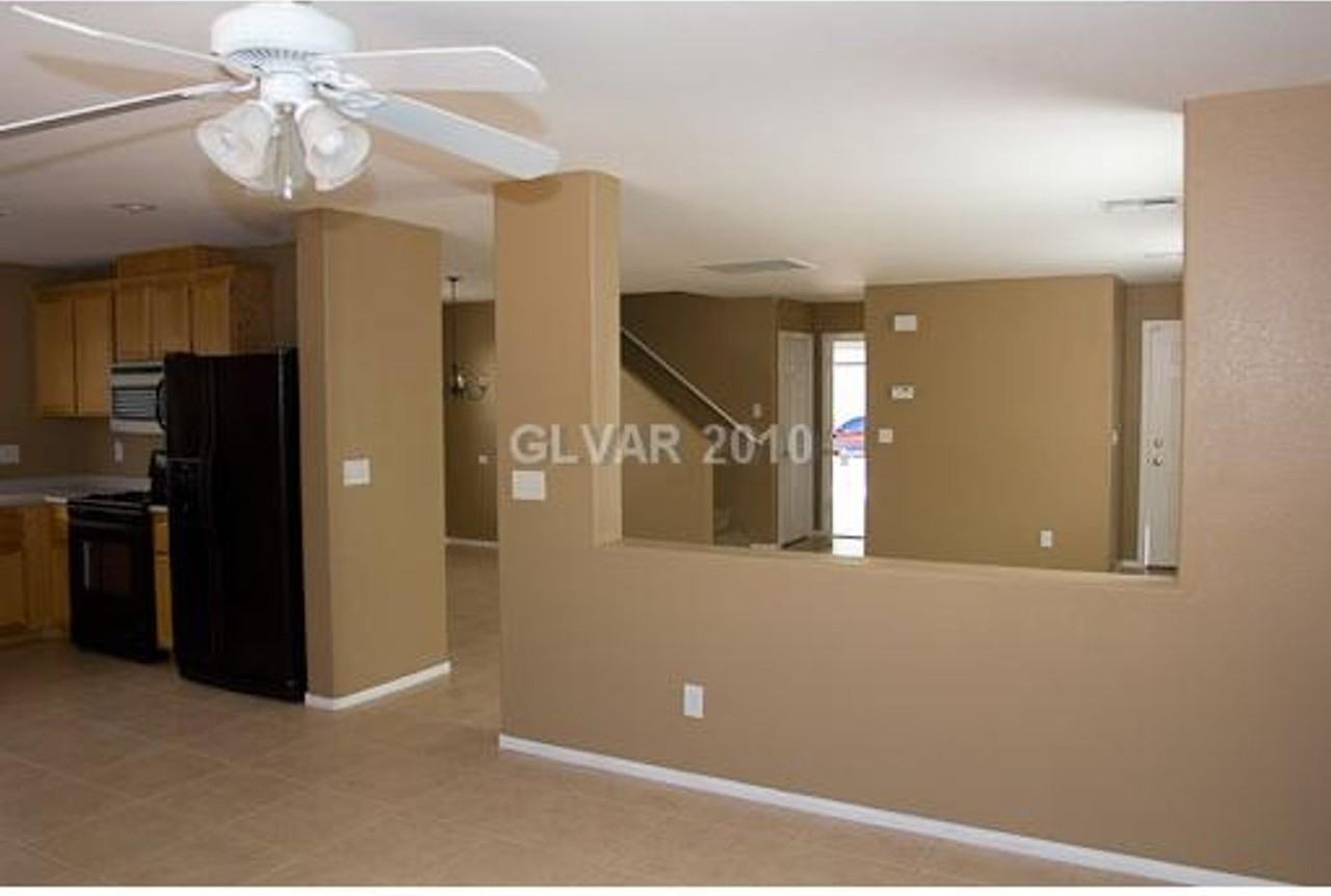 5052 Diamond Ranch Ave - Photo 5 of 28