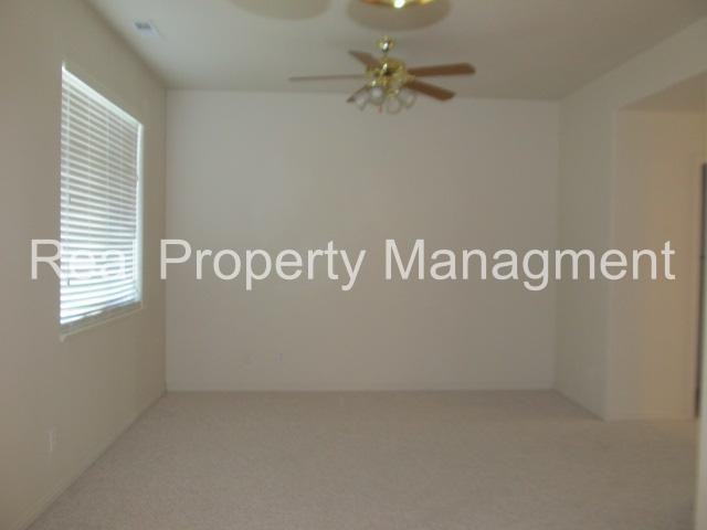 817 S 200 E - Photo 2 of 12