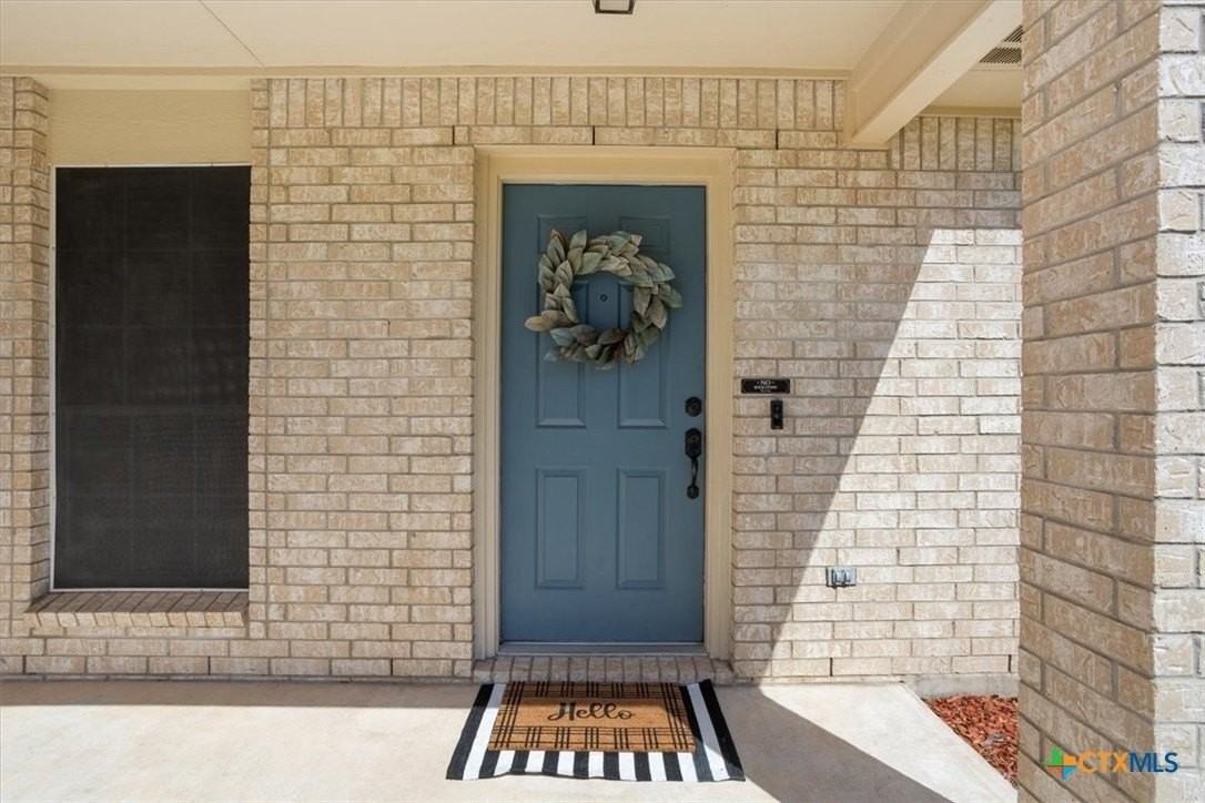 709 Bighorn Dr - Photo 3 of 25