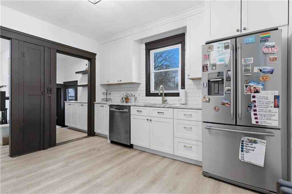 44 Holburn Ave - Photo 4 of 29