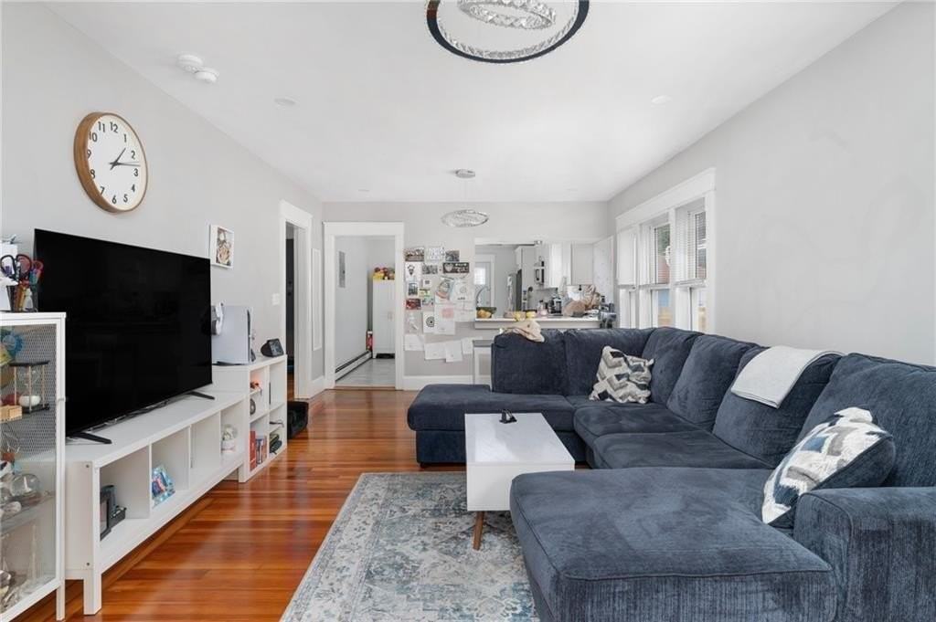 21 Waverly St #1 - Photo 4 of 11