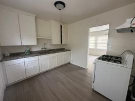 featured image of 104 S 6th St
