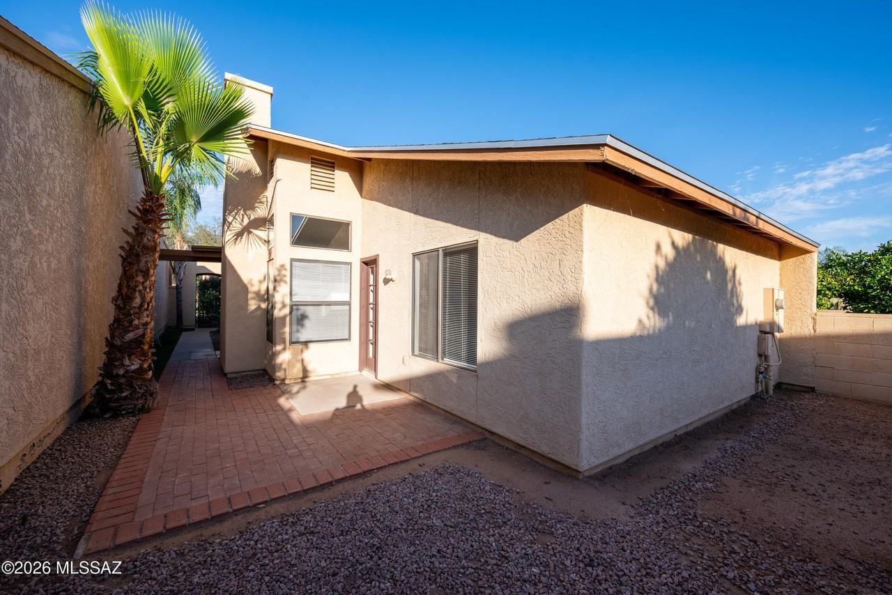3346 W Starfall Pl - Photo 6 of 21