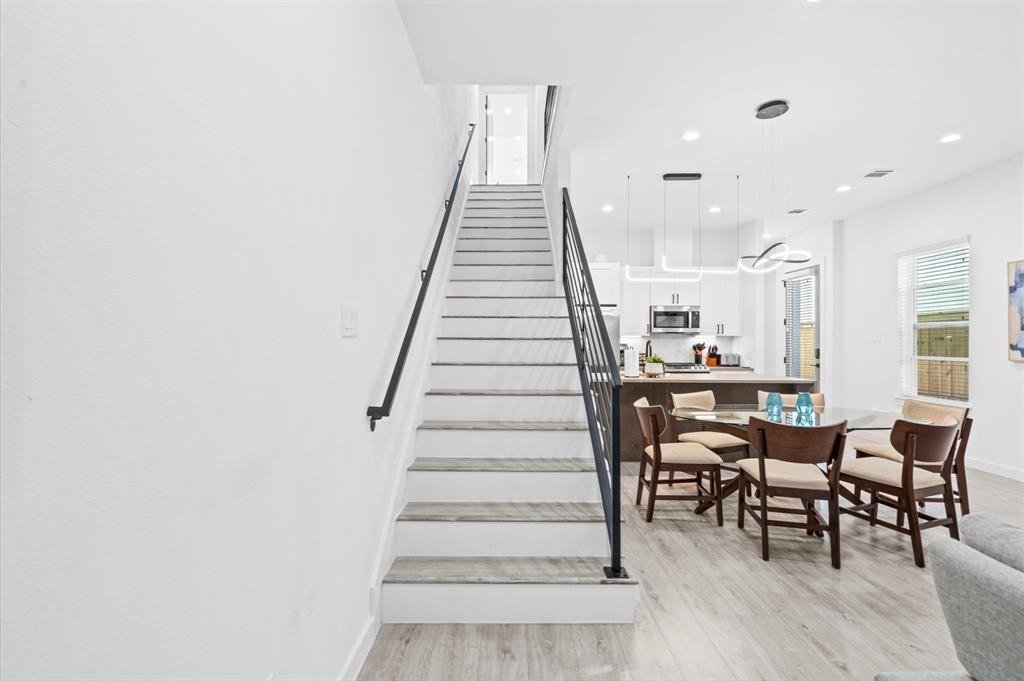 6821 Cadillac St Houston TX 77021-2413 #B - Photo 6 of 9