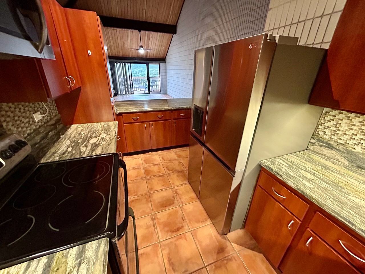 46 Puulena St #308 - Photo 2 of 16