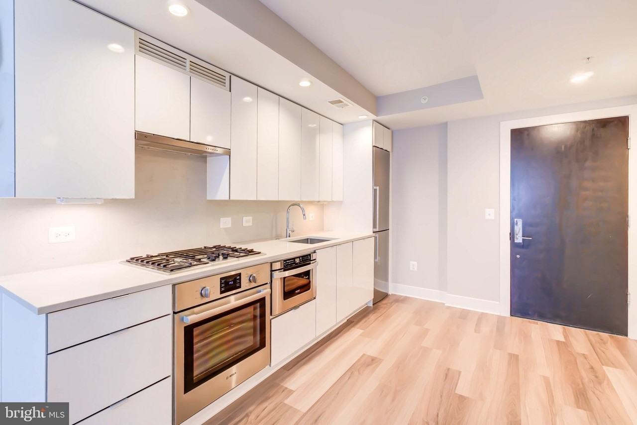 1311 13th St Nw #103 - Photo 4 of 24