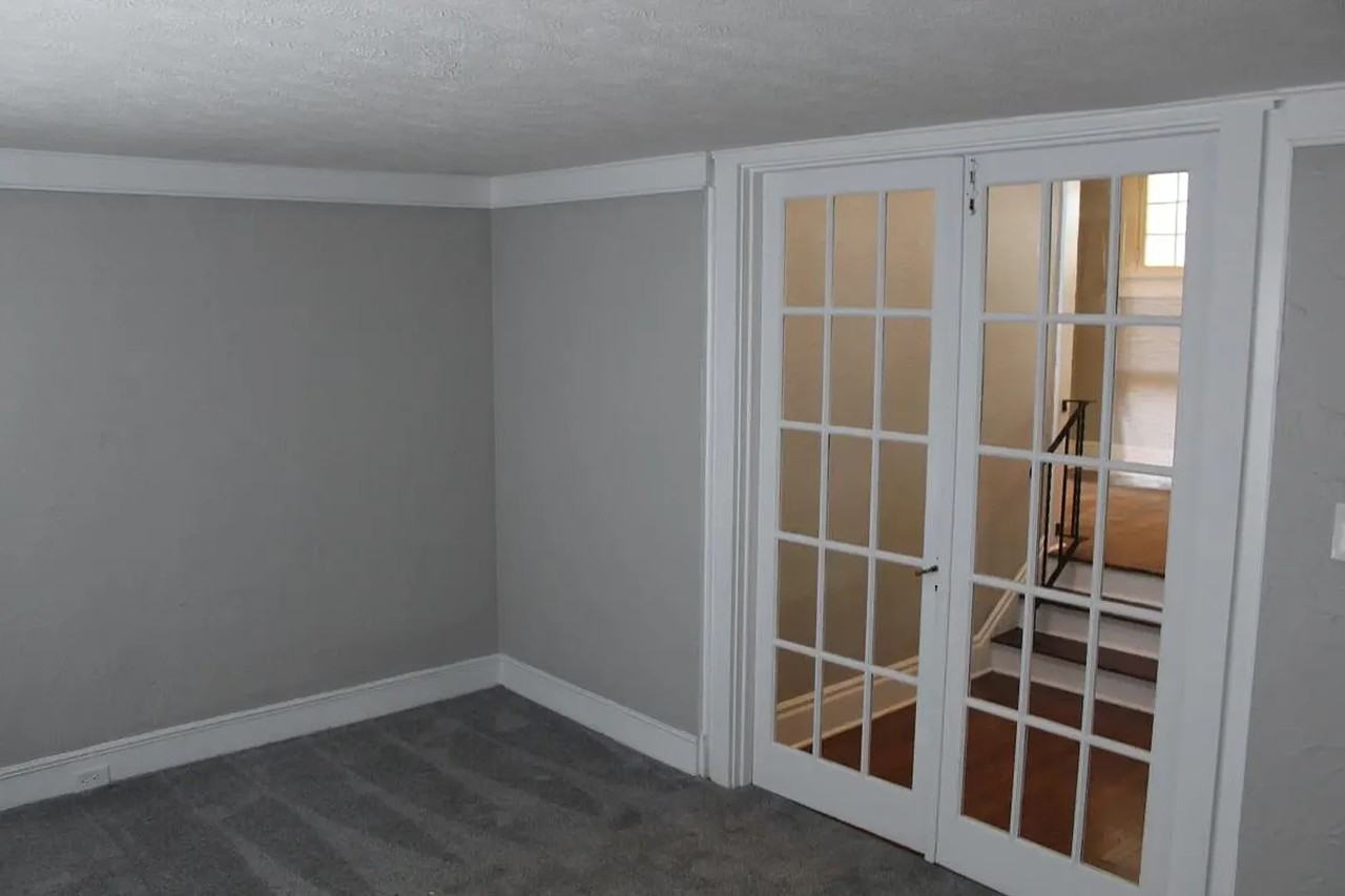 253 E Hillcrest Ave - Photo 5 of 6