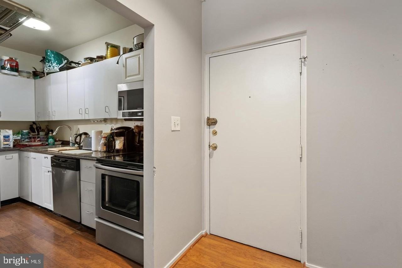 1844 Columbia Rd Nw #104 - Photo 4 of 26