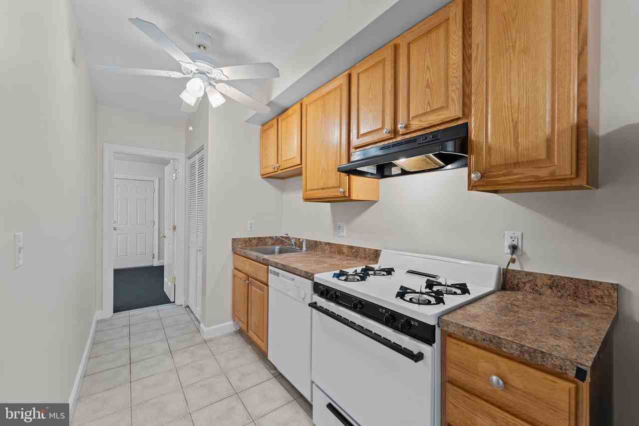 217 19th St Ne - Photo 2 of 19