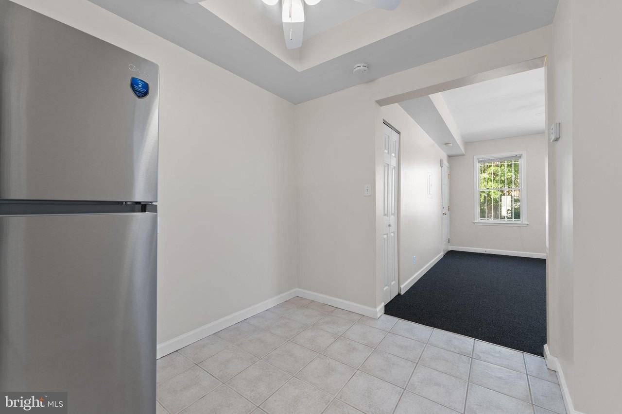 217 19th St Ne - Photo 4 of 19