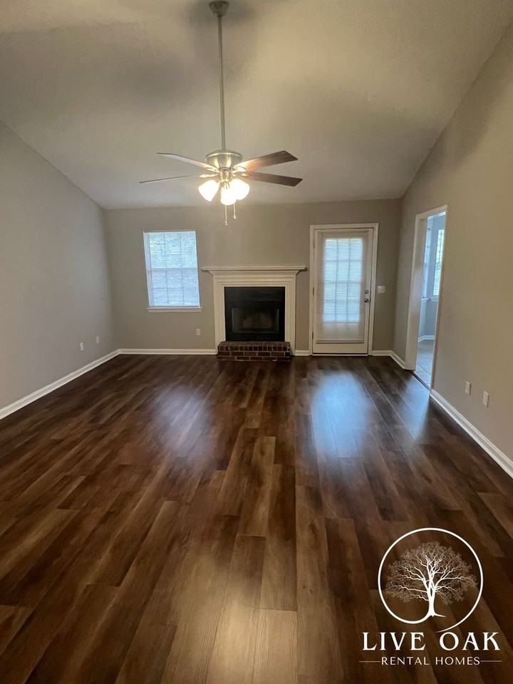 801 Brickyard Rd - Photo 5 of 16
