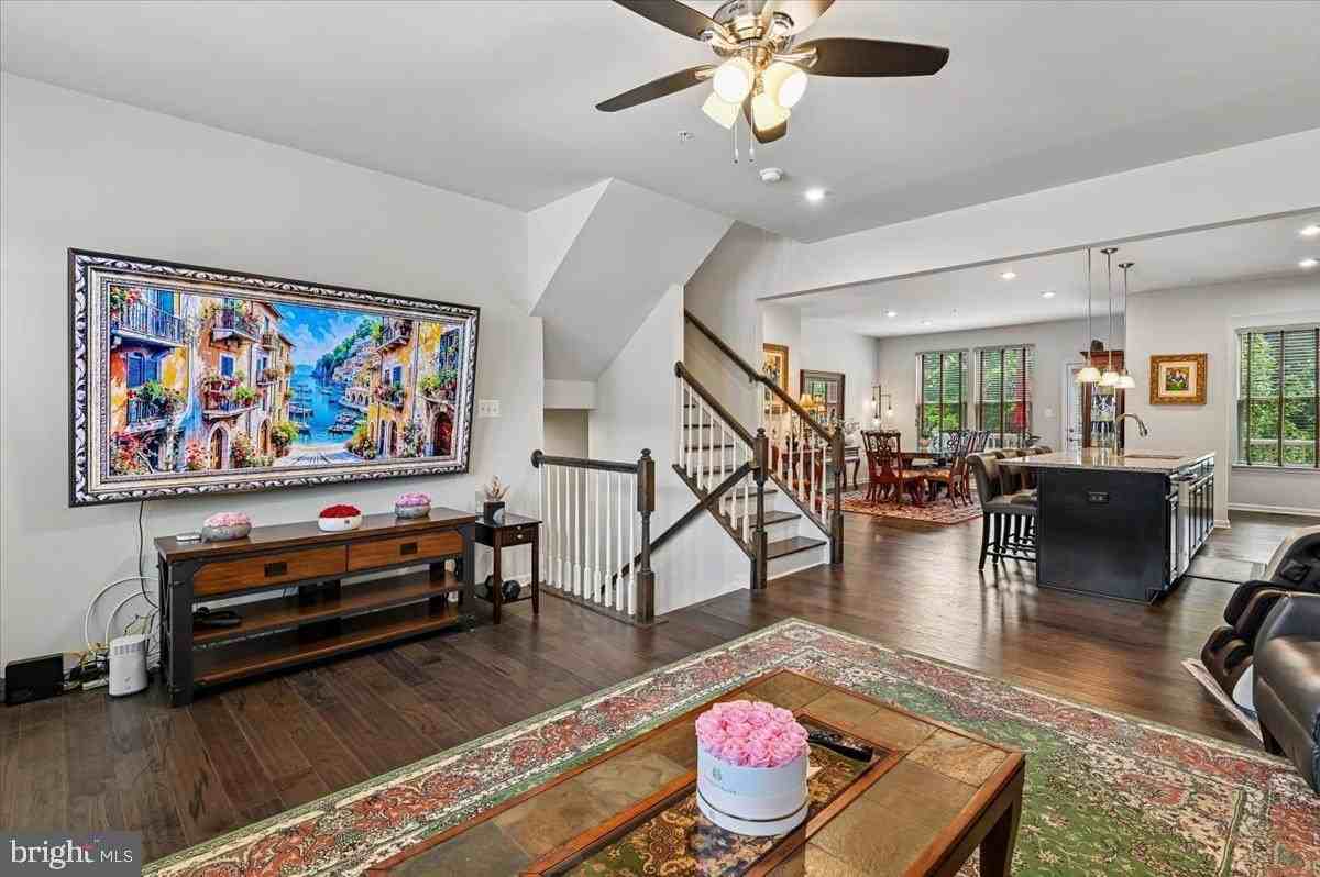 8261 Kippis Rd - Photo 7 of 50
