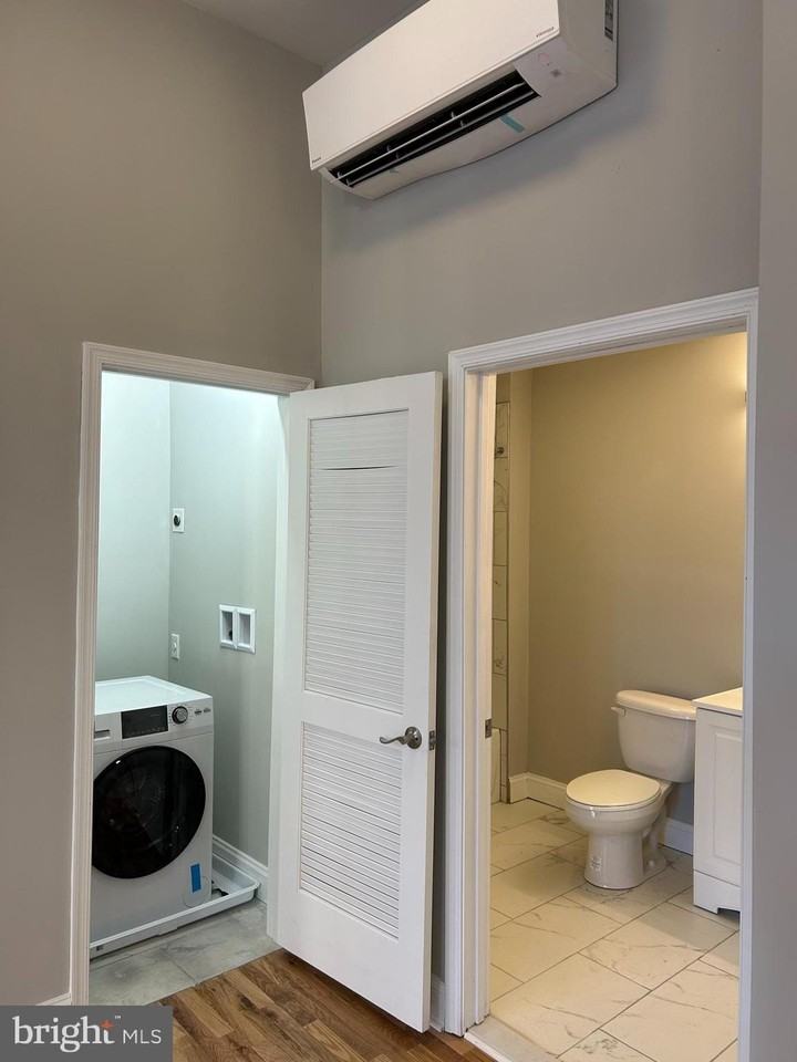 100 W Lexington St #204 - Photo 7 of 25