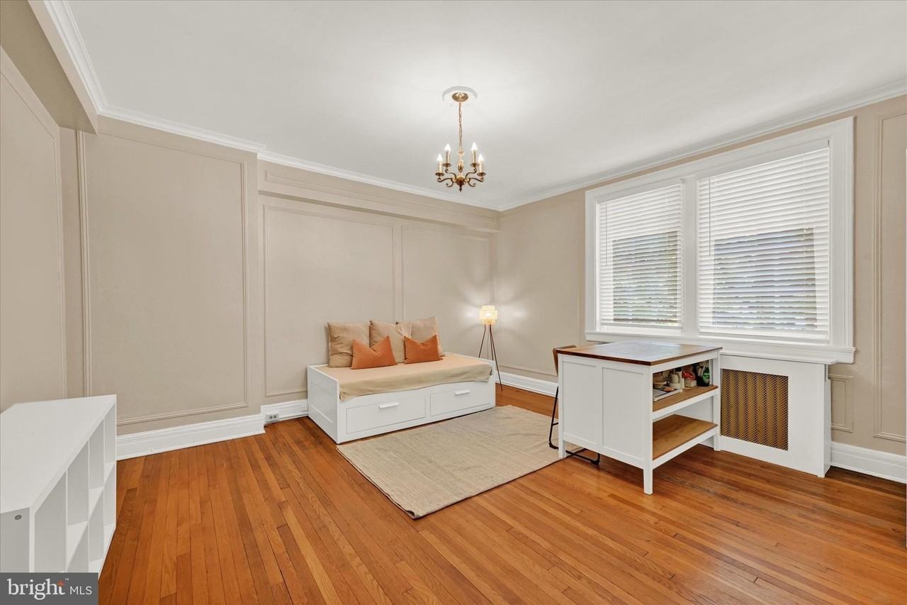 3401 Greenway #105 - Photo 5 of 14