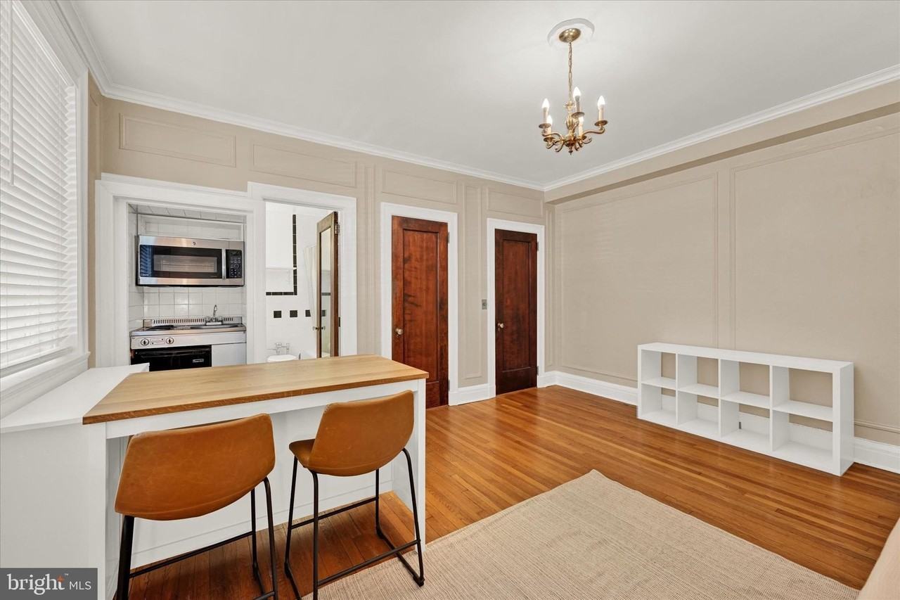 3401 Greenway #105 - Photo 7 of 14