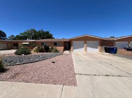 featured image of 1109 Chama St Ne
