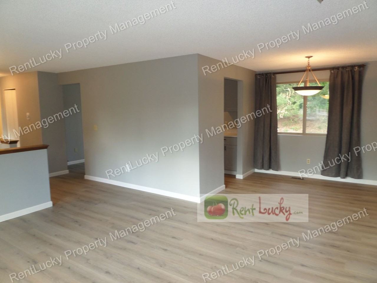 10720 157th Ave Ne - Photo 6 of 30