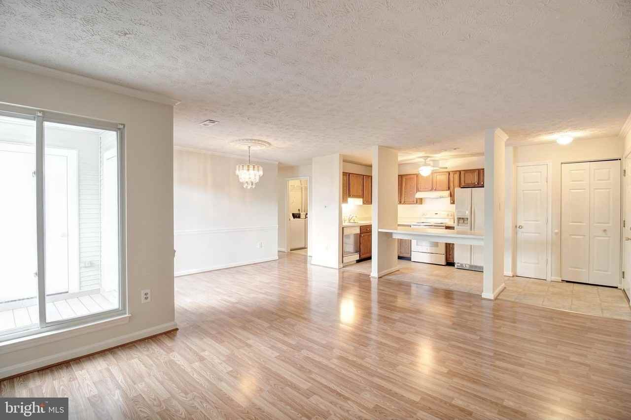 2145 Wainwright Ct #1A - Photo 6 of 14