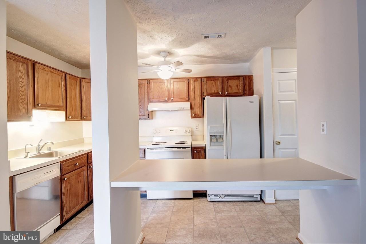 2145 Wainwright Ct #1A - Photo 7 of 14