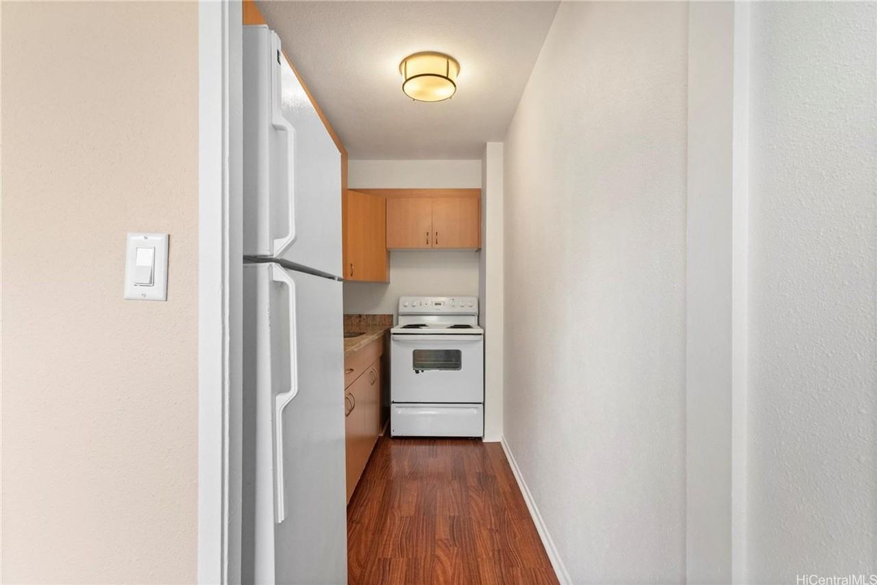 1821 Lipeepee St #204 - Photo 4 of 14