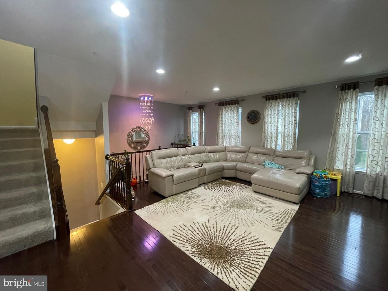 7879 River Rock Way - Photo 3 of 23