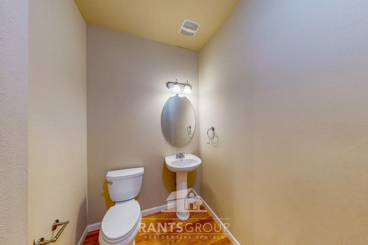 7629 Kodiak Ave Ne - Photo 5 of 24