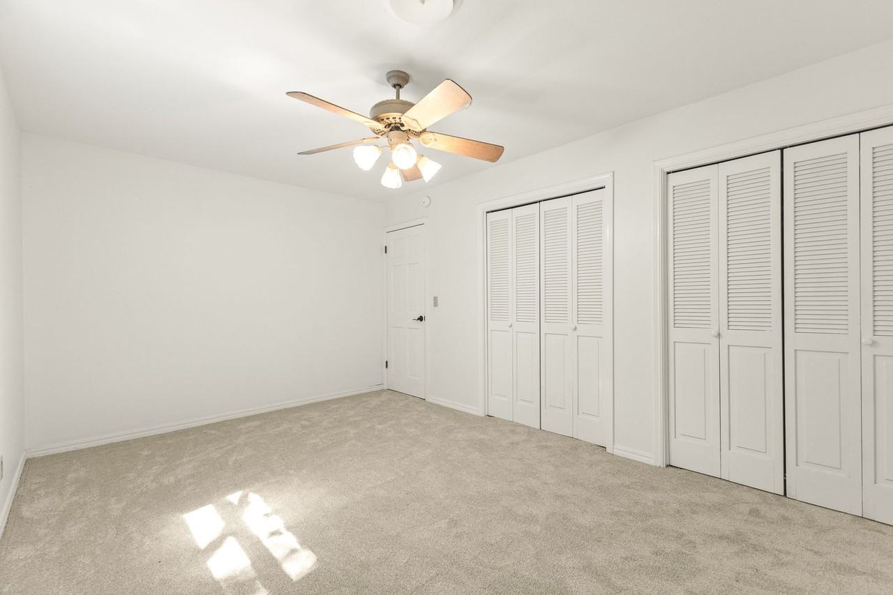 2825 E Inwood Ln - Photo 5 of 29