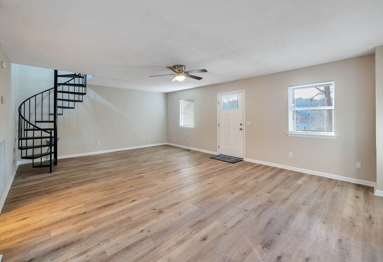 4816 Eldridge Rd - Photo 5 of 24