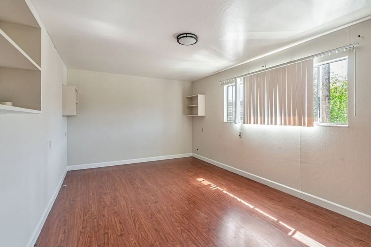 315 E San Fernando St - Photo 6 of 7