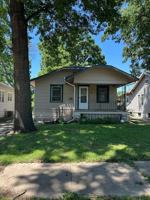 featured image of 419 E Jackson St