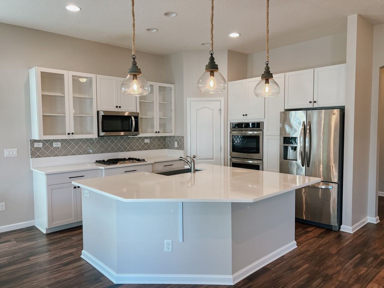 2246 Eagle Perch Pl - Photo 2 of 28