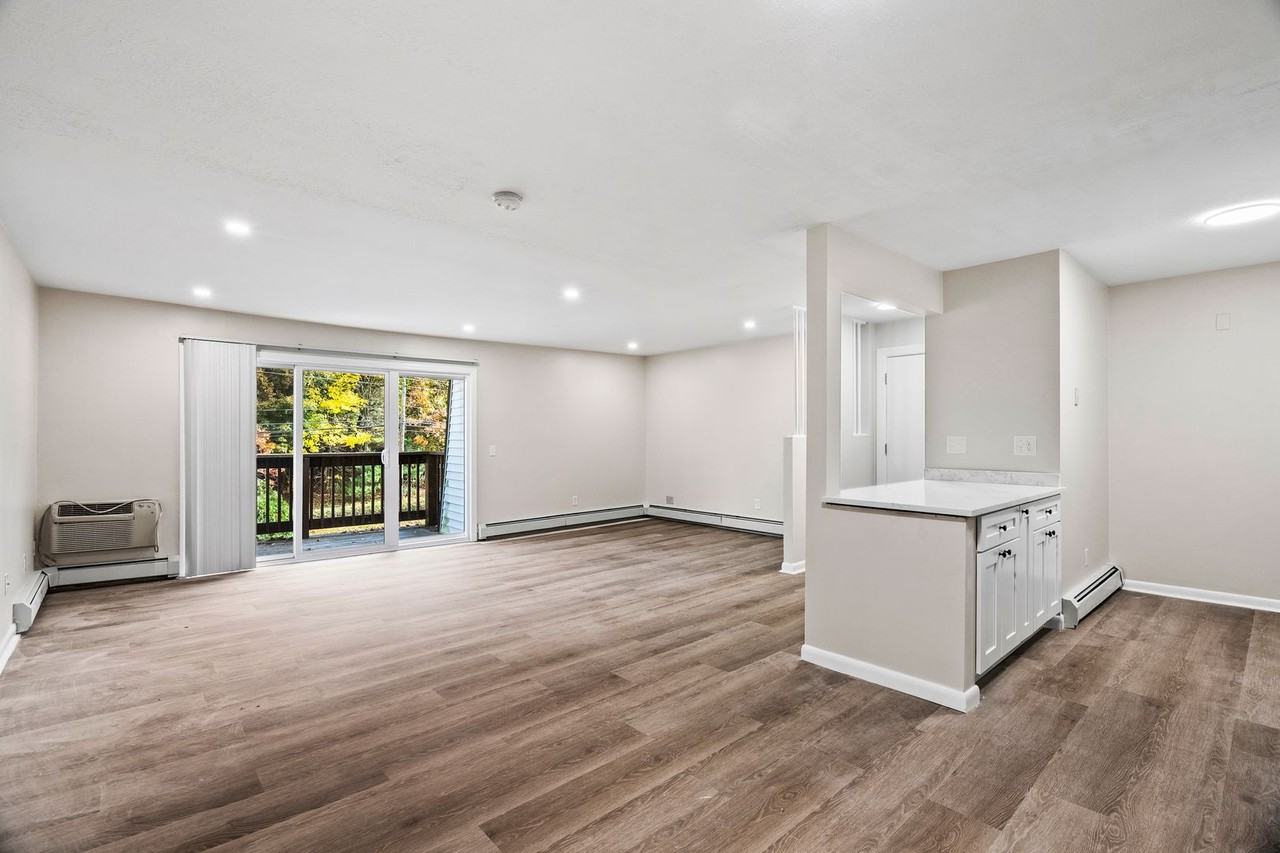283-435 283-435 Oaklawn Ave - 433 Oaklawn Ave #104 - Photo 5 of 8