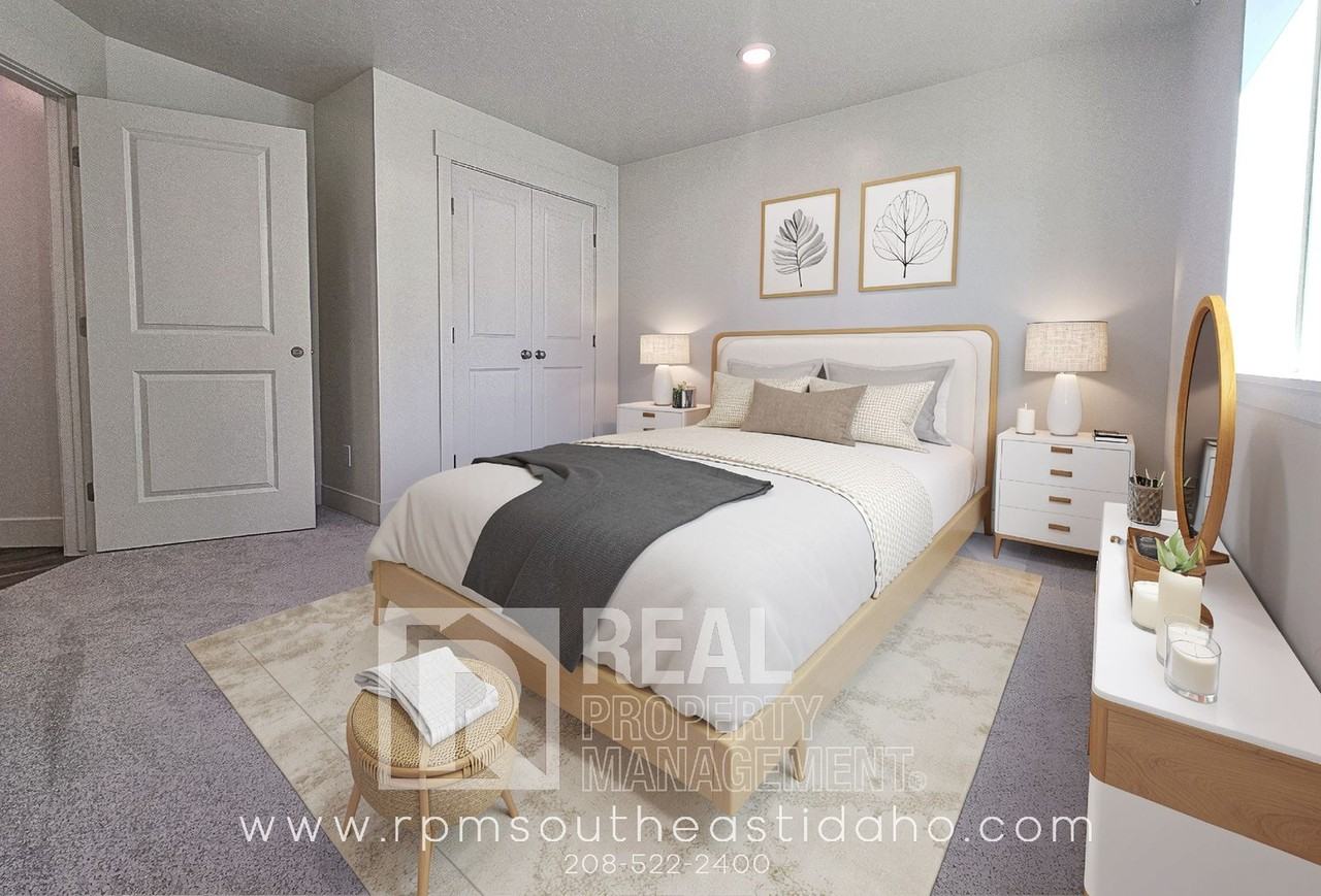 245 W 7th S - St. Anthony - Photo 2 of 48